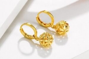 mơ thấy bông tai vàng đánh con gì