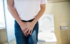 Mơ thấy người khác đi vệ sinh