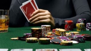 Bạn có biết thuật ngữ trong bài sâm lốc bao gồm những gì không?